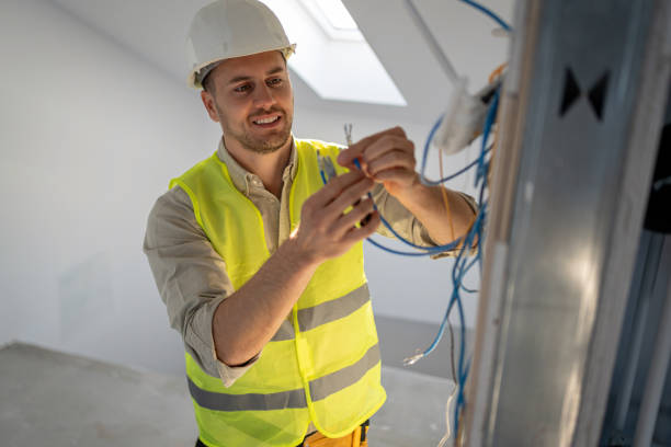 Best Local Electrician Companies  in Kingsford, MI